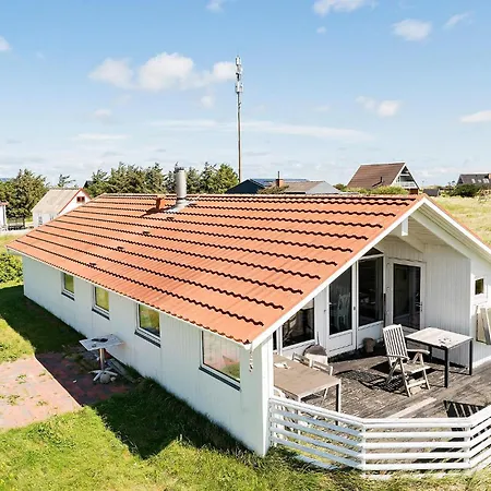 Holiday home Amazing In With Sauna