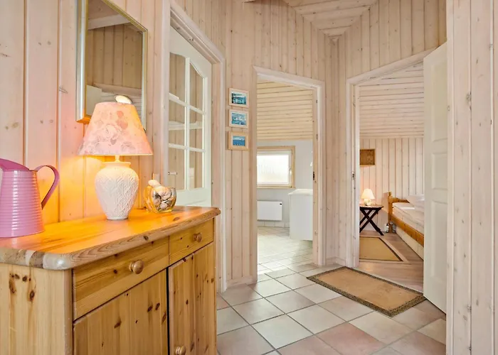 Amazing In With Sauna بيت للعطل Frostrup